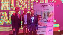 Das Gloria-Theater und die Aqualon-Therme haben eine weitere Kooperation geschlossen. Auf dem Bild zu sehen sind Gloria-Intendant Jochen ...