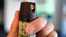 Ein junger Mann ist in Radolfzell mit Pfefferspray attackiert worden (Symbolbild)