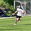 Antreiber und &bdquo;großer Bruder&ldquo;: Erdal Kizilay (Mitte) trägt beim FC Tiengen 08 nach dem extremen Umbruch zur neuen Saison ...