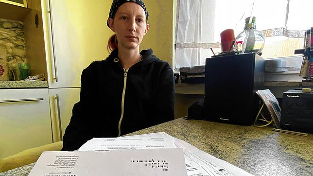 Völlig unerwartet stirbt der Ehemann von Daniela Klein im Alter von 32 Jahren. Für die junge Mutter bedeutet dies auch große finanzielle ...