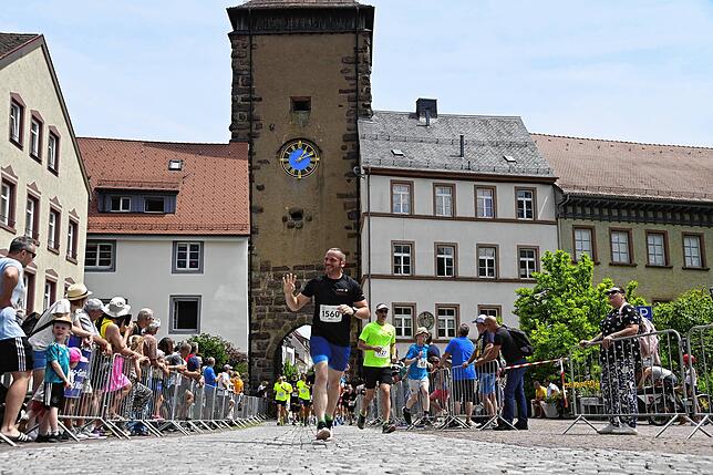Bild 6: Sie laufen für den guten Zweck – Bilder vom Villinger Stadtlauf