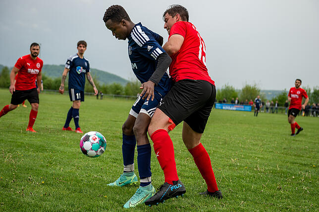 Bild 16: FC 08 Bad Säckingen feiert glücklichen 2:0-Derbysieg beim SV Obersäckingen &ndash; und wir haben Bilder!