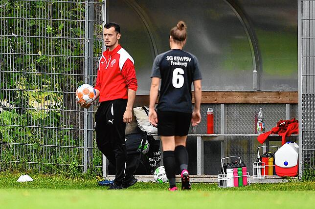 Bild 10: FC Hochrhein scheitert mit 11:12 nach Elfmeterschießen beim ESV/PSV Freiburg &ndash; wir haben Bilder!