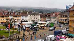 Der Wochenmarkt in Markdorf.