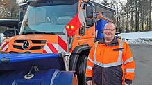 Etwa 150 bis 200 Tonnen Salz hat die Straßenmeisterei Überlingen in den letzten Tagen gestreut. Für Martin Lorenz und seine Kollegen war ...