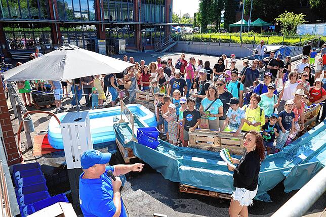 Bild 7: XXL-Hüpfburg, Kinderschminken, Entenrennen: So schön war das SÜDKURIER-Sommerfest (Teil 1)