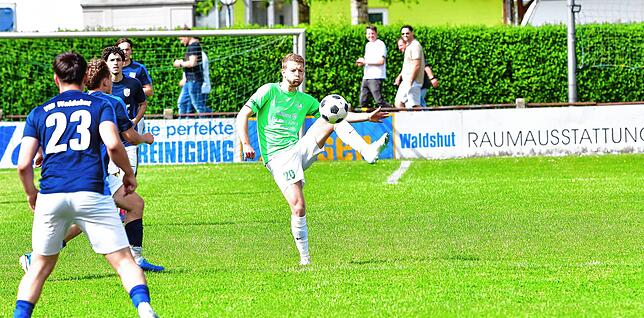 Bild 25: SG Mettingen/Krenkingen gewinnt 4:0 beim VfB Waldshut – und wir haben Fotos!