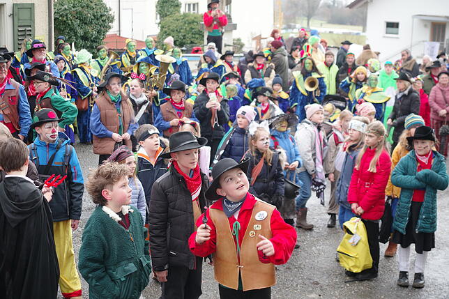 Bild 24: Piraten stürmen das Rathaus in Öhningen: Diese Fasnacht-Bilder müssen Sie sehen!