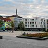 Ein Mann rannte am Tag vor Weihnachten auf den Herz-Jesu-Platz in Singen &ndash; nur notdürftig bekleidet und mit blutigen Schnitten am ...