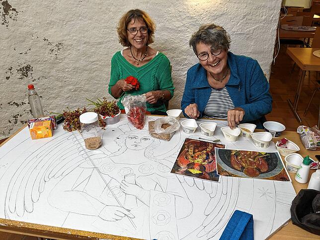 Auch Petra Reiling und Marianne Rieb (von links) sind im Team aktiv.