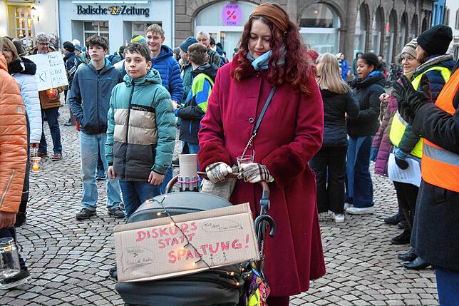 Bild 3: Demo für Demokratie auf dem Münsterplatz - Bilder