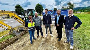 Endlich geht es voran mit dem Ausbau des Glasfasernetzes in Gottmadingen. Artur Amorim, Heinz-Dieter Restle, Martin Boos, Michael ...