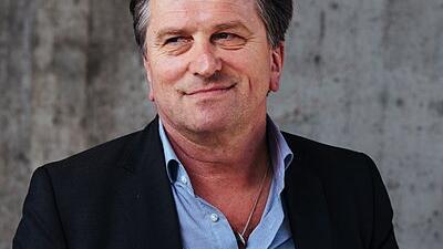 Bild : Spitaldebatte: Sind Vorgaben von Sozialminister Lucha rechtmäßig?