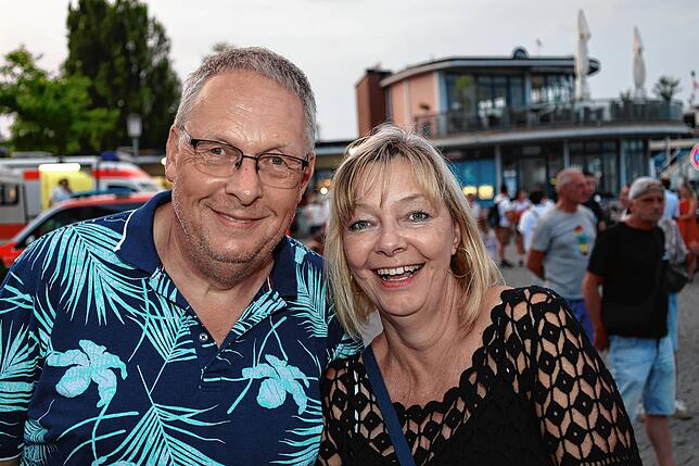 Bild 31: Zahlreiche Besucher lockt das Staader Hafenfest 2025 ans Bodenseeufer