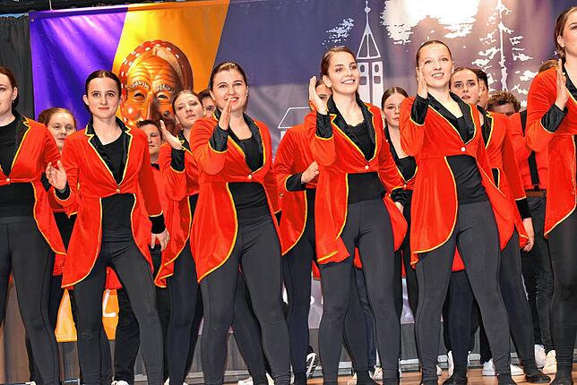 Bild 4: Wir haben die Bilder: Das war der Elferratsball in Birkendorf