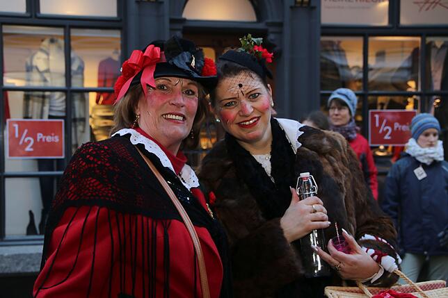 Bild 21: Musik, gute Stimmung und Tradition: Bilder vom Wäldertag in Bad Säckingen