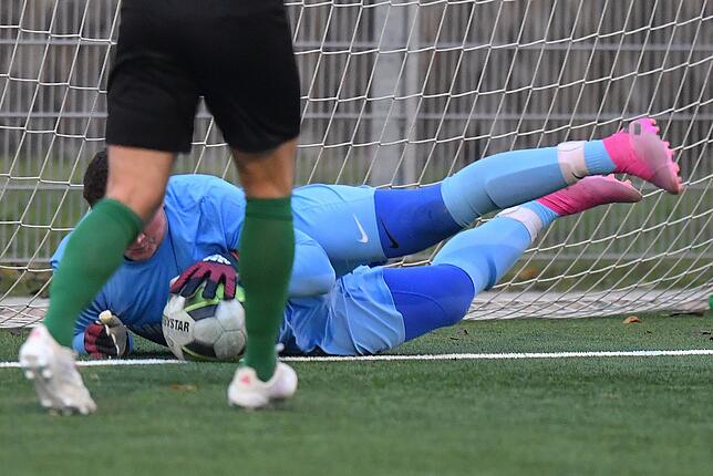 Bild 7: SV Herten fegt den FC RW Weilheim mit 6:0 vom Platz &ndash; und wir haben Bilder!