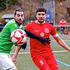 Umkämpftes Remis zwischen dem FC 07 Furtwangen (Manuel Laermann, links) und dem FC Löffingen (Benjamin Gaudig) endete 3:3. Gaudig hatte ...