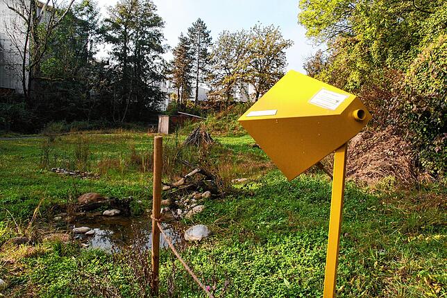 Eine interaktive Station am Erlebnispfad beim Birdlife-Naturzentrum.