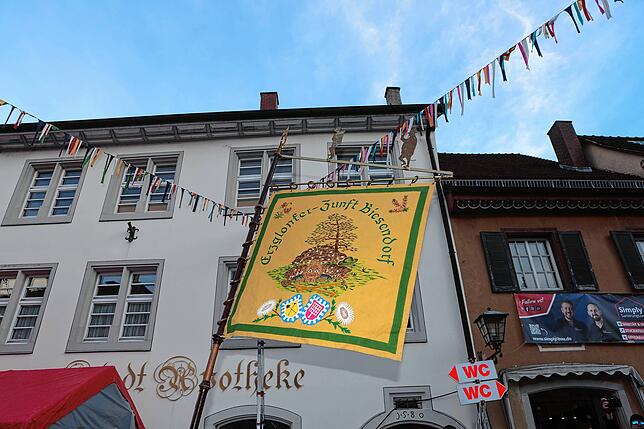 Bild 9: Fasnetszauber in Engen: Jubiläumsumzug 2025 in beeindruckenden Bildern