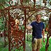 Aus Krakau angereist war der Metallbildhauer Tadeusz Laton mit seinen filigranen Gartenskulpturen.