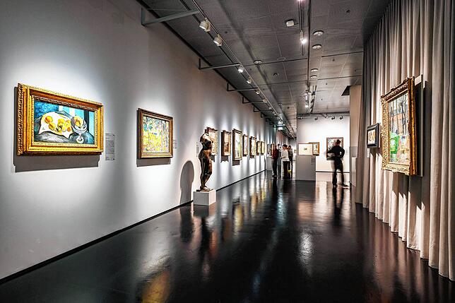 Das ZKM (Zentrum für Kunst und Medientechnologie) in Karlsruhe – ein faszinierender Ort, an dem Kunst, Technologie und digitale Medien ...