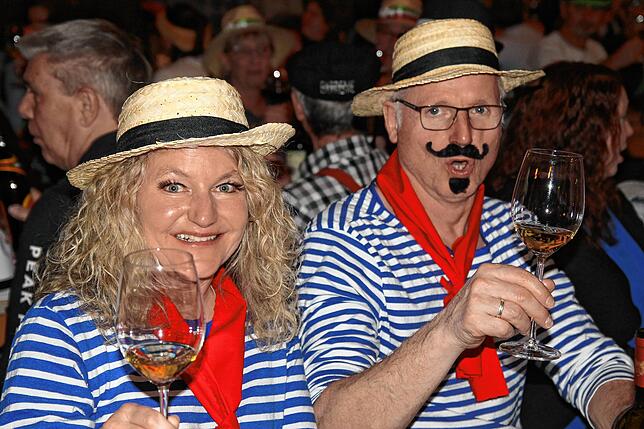 Bild 8: Bilder der Leiterbachpiraten Oberalpfen: So unvergesslich waren die Showabende!