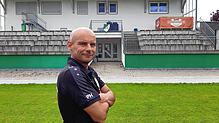 Patrick Hagg, Trainer des TSV Aach-Linz, quittiert ein knappes 1:0 seiner Mannschaft über den Türkisch SV Konstanz.