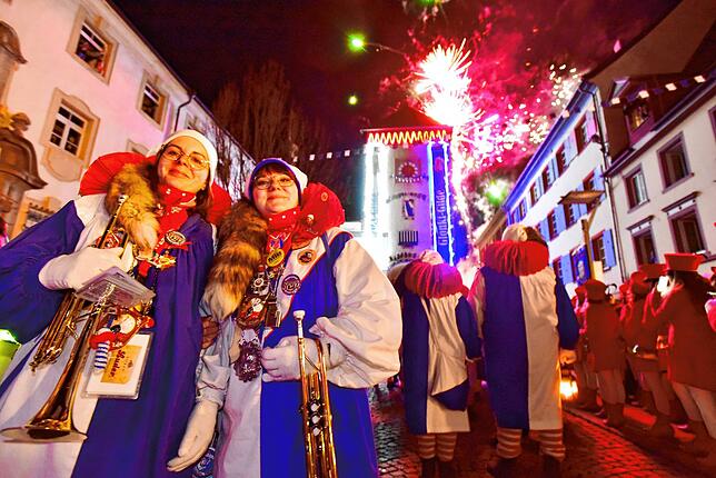 Bild 13: Villinger Fasnet 2025: Fasnetsuche der Glonkigilde am Bickentor