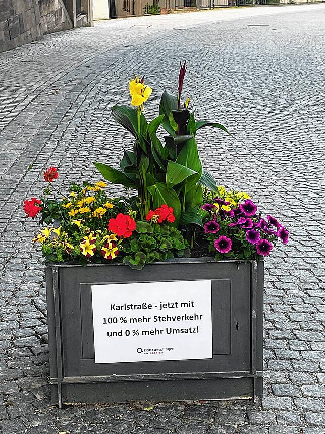 „Karlstraße – jetzt mit 100 Prozent mehr Stehverkehr und null Prozent mehr Umsatz.“