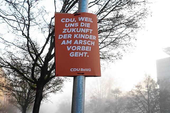 Eines der gefälschten CDU-Wahlplakate (Donnerstag, 25. Februar).