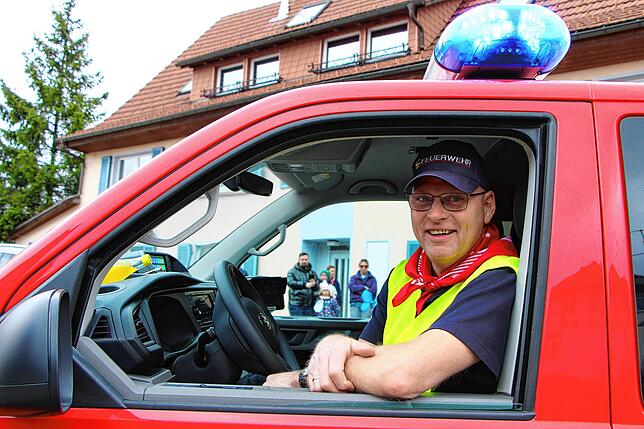 Bild 24: Bilder der Fasneteröffnung mit Schlüsselübergabe am Rathaus