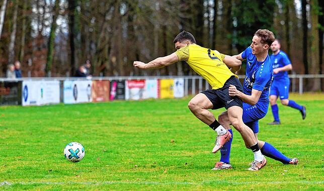 Bild 17: Unsere Bildergalerie vom Sieg des TSV Überlingen/Ried im KLA-Spitzenspiel gegen den TSV Konstanz