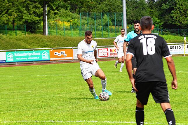 Bild 7: SV 08 Laufenburg gewinnt nach turbulentem Start mit 5:0 gegen den VfR Hausen &ndash; und wir haben Bilder!