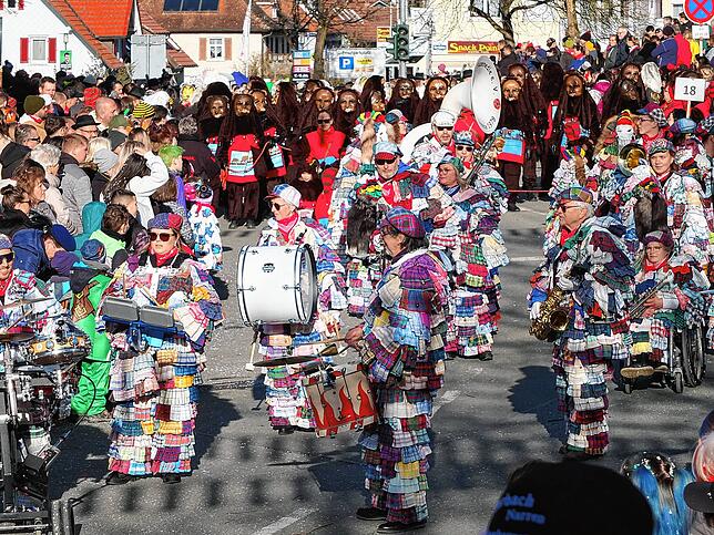 Bild 20: Großer Jubiläumsumzug der Narren in Niedereschach – Teil 2