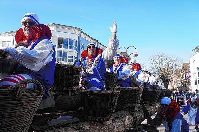 Bild 16: Fasnet in Villingen: Die besten Bilder vom spektakulären Umzug 2025!